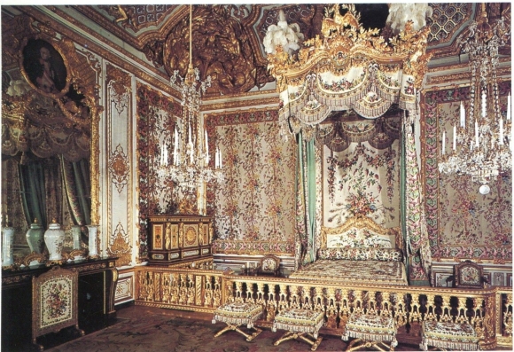 Версальский дворец спальня королевы
