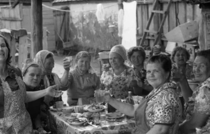 Советские люди в деревне