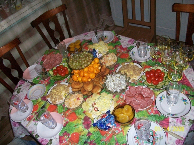 Красивый стол на день рождения
