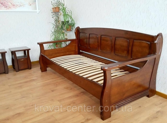 Диван кровать из массива