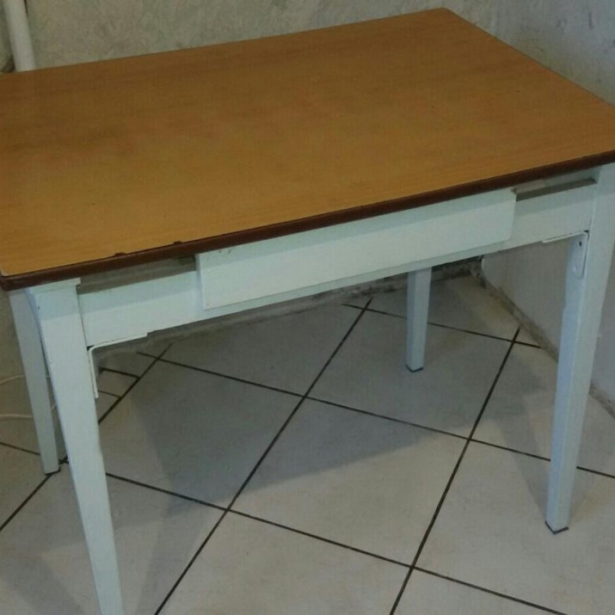 Советский кухонный стол