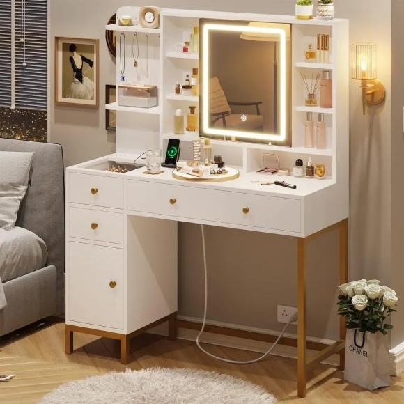 Makeup Table