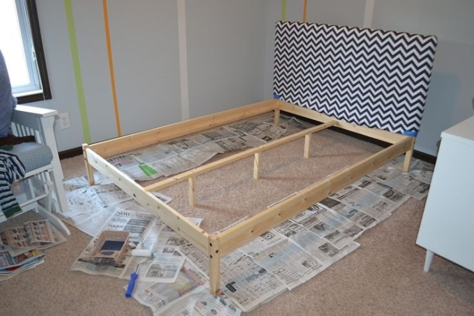 Кровать ikea fjellse