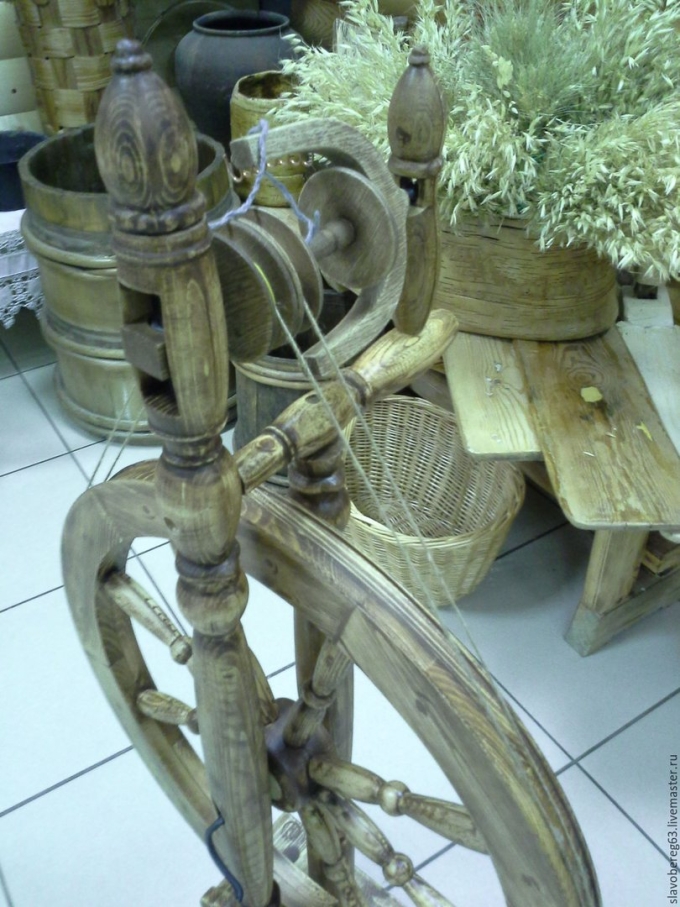 Прялка старинная декор