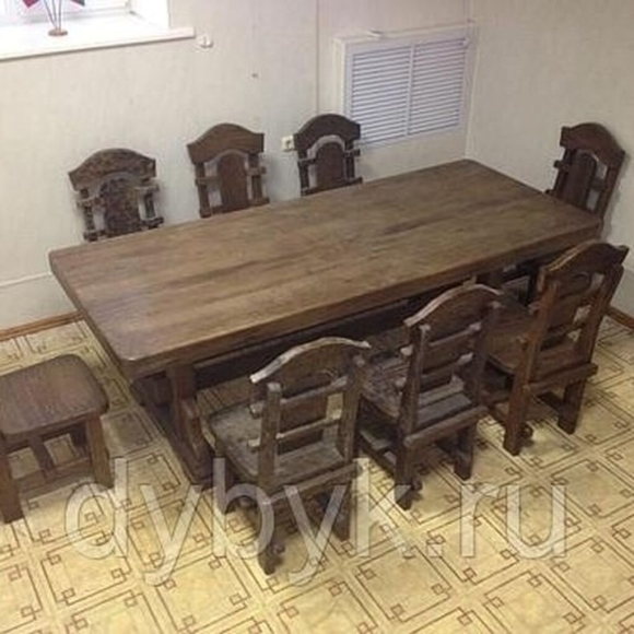 Столы и стулья под старину из дерева