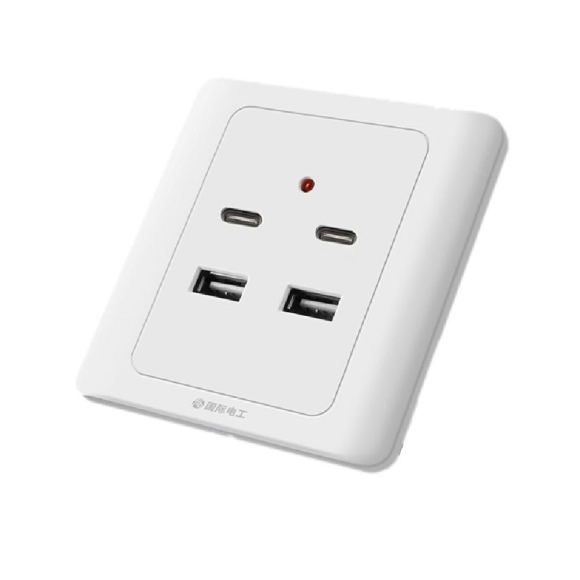 USB Ports and electrical Outlets for Bus