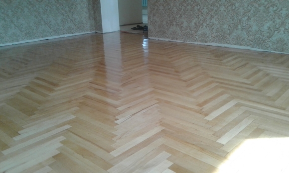 Отциклеванный паркет