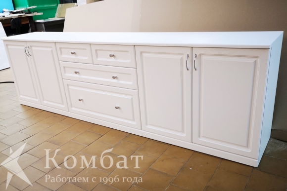 Комод длинный белый классика