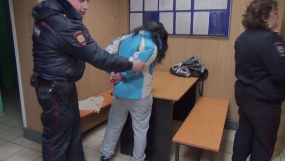 Девушки задержанные полицией