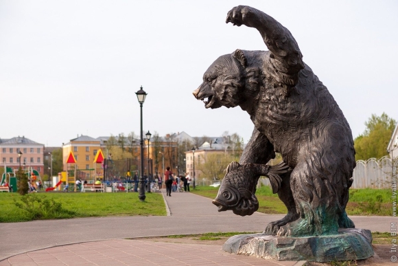 Парк тысячелетия Ярославль медведь