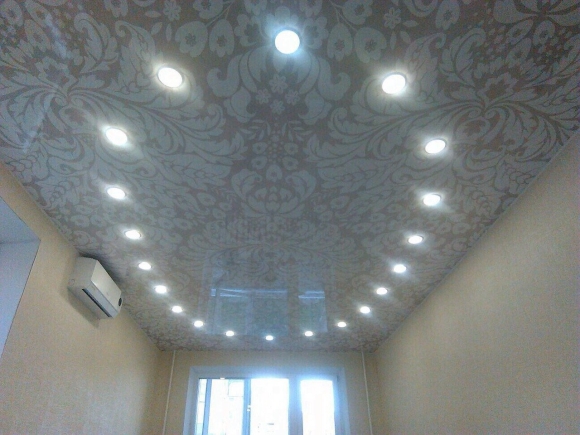 Текстурные натяжные потолки