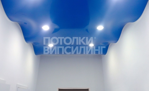 Волнообразный потолок