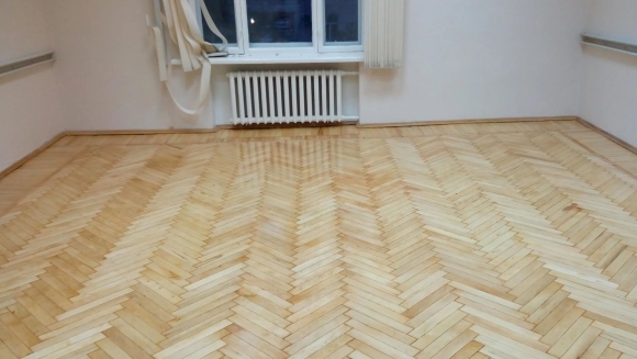 Укладка паркета елочкой