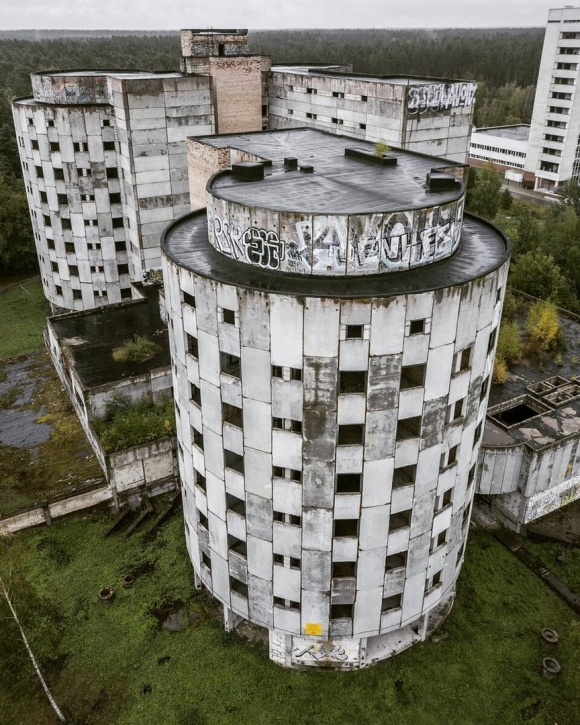 Заброшенные недострои