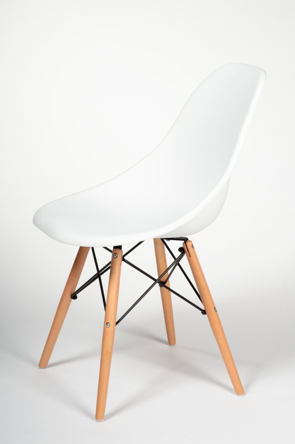 Стул Eames оранжевый