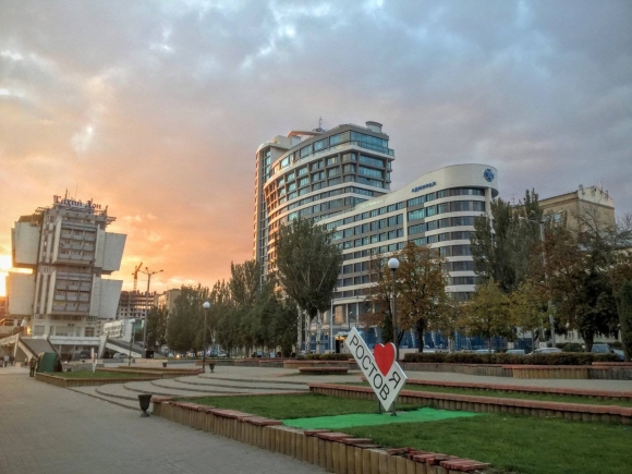Адмирал ЖК Ростов на набережной