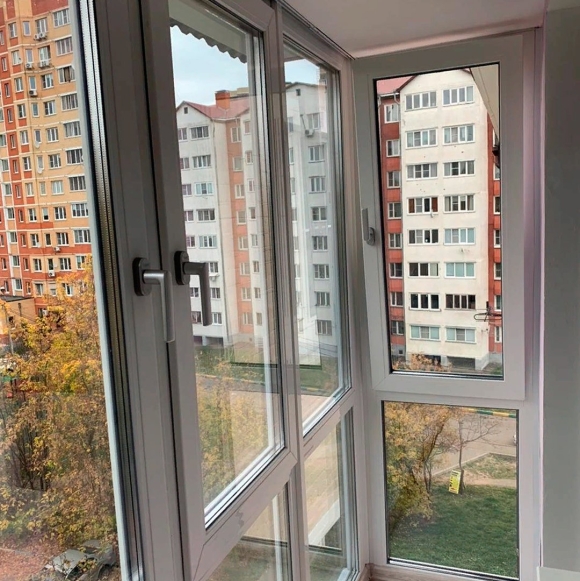 Окна Рехау панорамное остекление