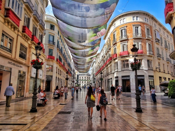 Улица Маркес де Лариос