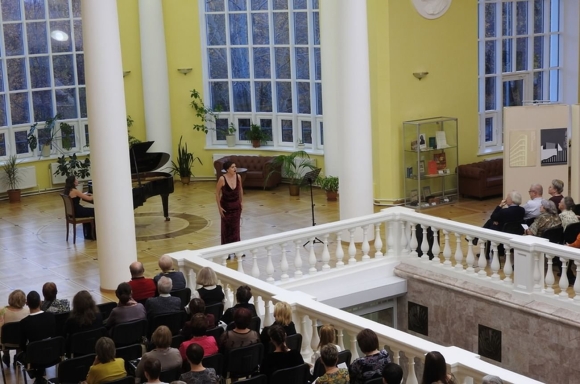 Ирина Устинова директор карельской филармонии