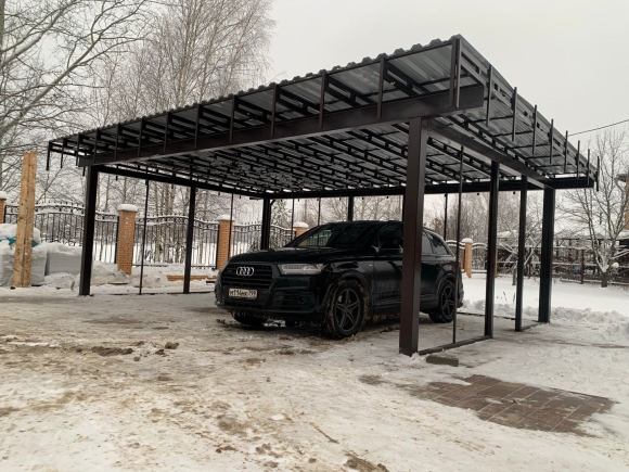 Автонавес в стиле Хай тек односкатный