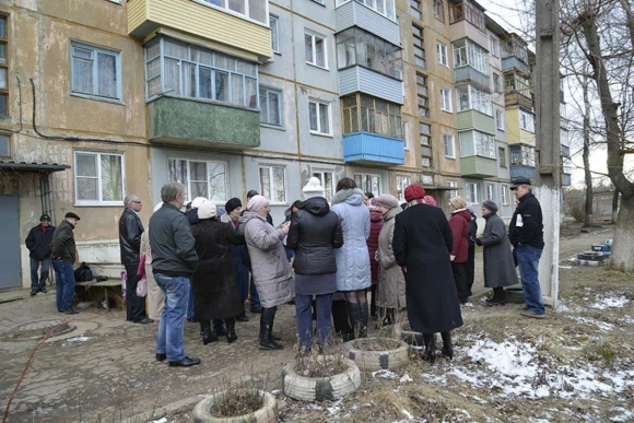 Жители многоквартирного дома