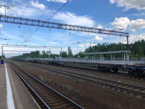 В Ленинградской области Железнодорожная станция горы
