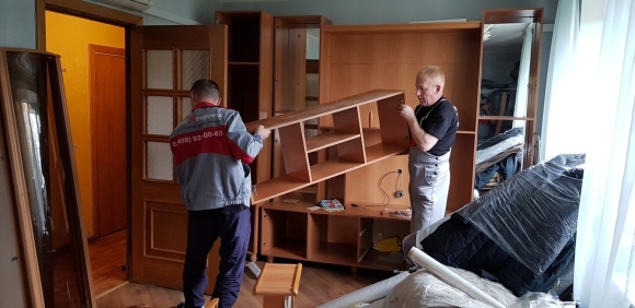 Разборка мебели для переезда