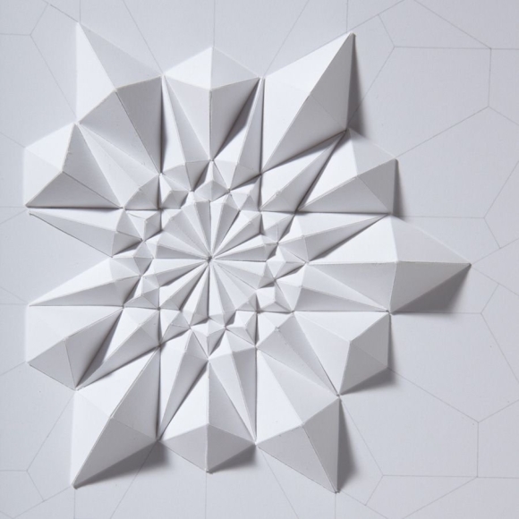 Геометрические скульптуры из бумаги Matthew Shlian