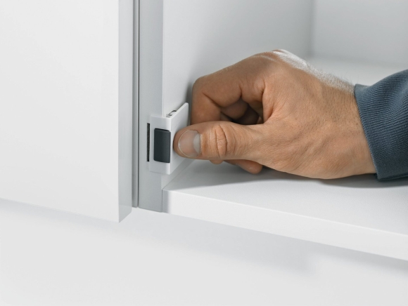 Кнопка Blum Servo Drive