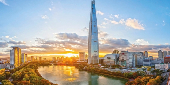 Небоскреб в Сеуле Lotte World Tower