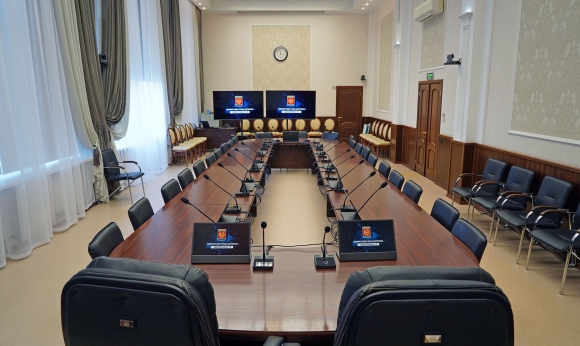 Средний зал администрации Дзержинска