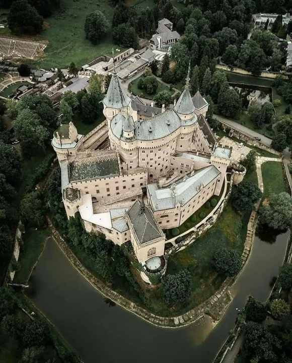 Бойницкий замок Словакия