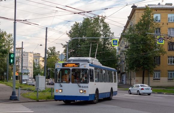 Троллейбус фото