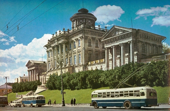 Дом музей Пашкова в Москве