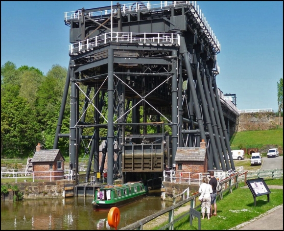 Anderton Boat Lift