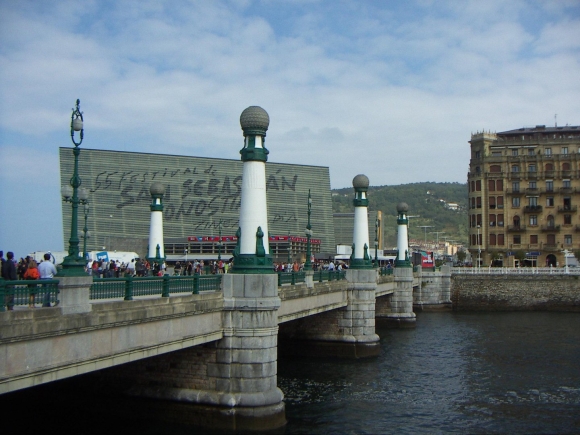 Сан Себастьян мосты