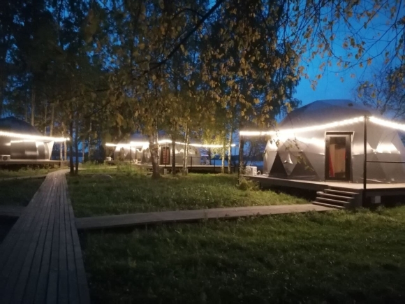 Глэмпинг ветрено Рыбинск