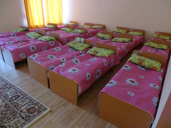 Кровати в детском садике