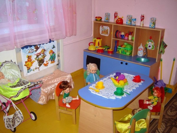 Уголок кукол в детском саду