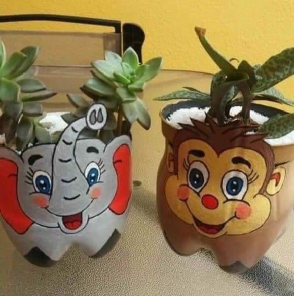 Горшки из пластиковых бутылок