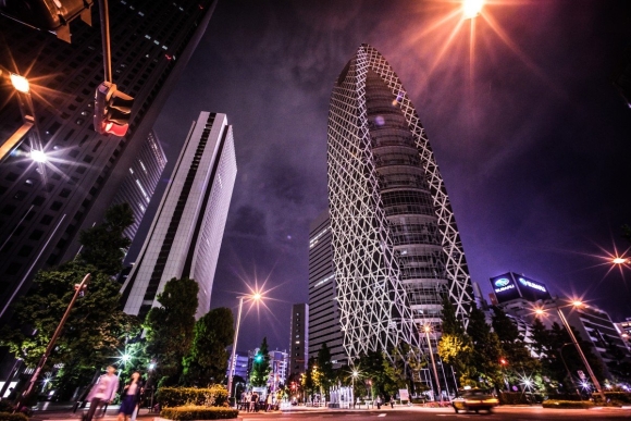 Небоскреб Mode Gakuen Cocoon в Токио