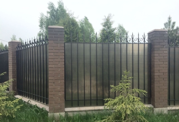 Забор поликарбонат