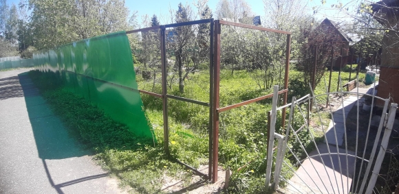 Ограждение из поликарбоната