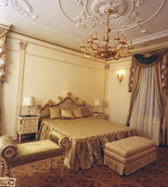 Лепнина в стиле Ампир