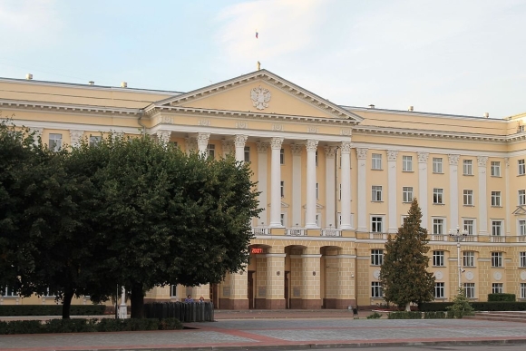 Здание дома советов Смоленск