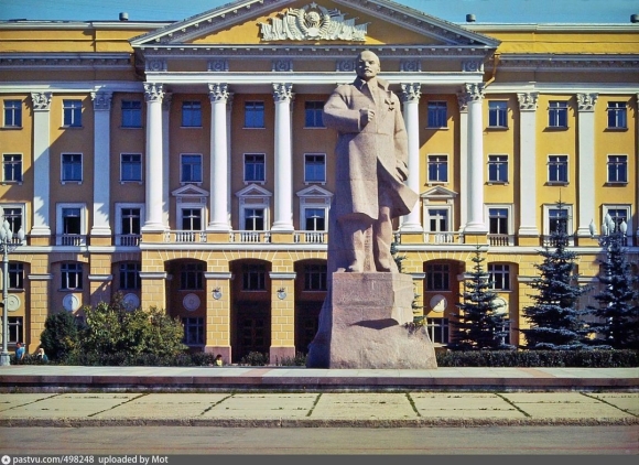 Дом советов Смоленск