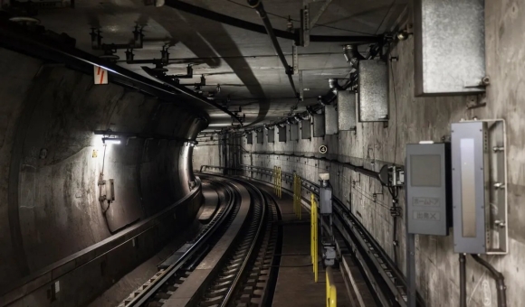 Рельсовый закрепитель метро
