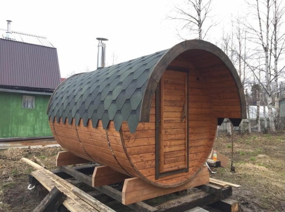 Бани Парус в цвете махагон