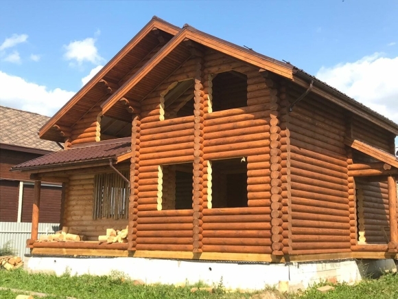 Деревянный дом цвет палисандр
