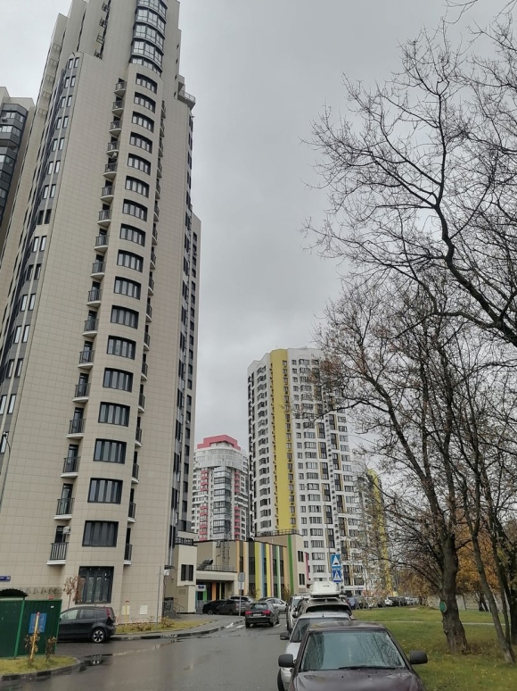 Дом Барселона на улице Ленсовета